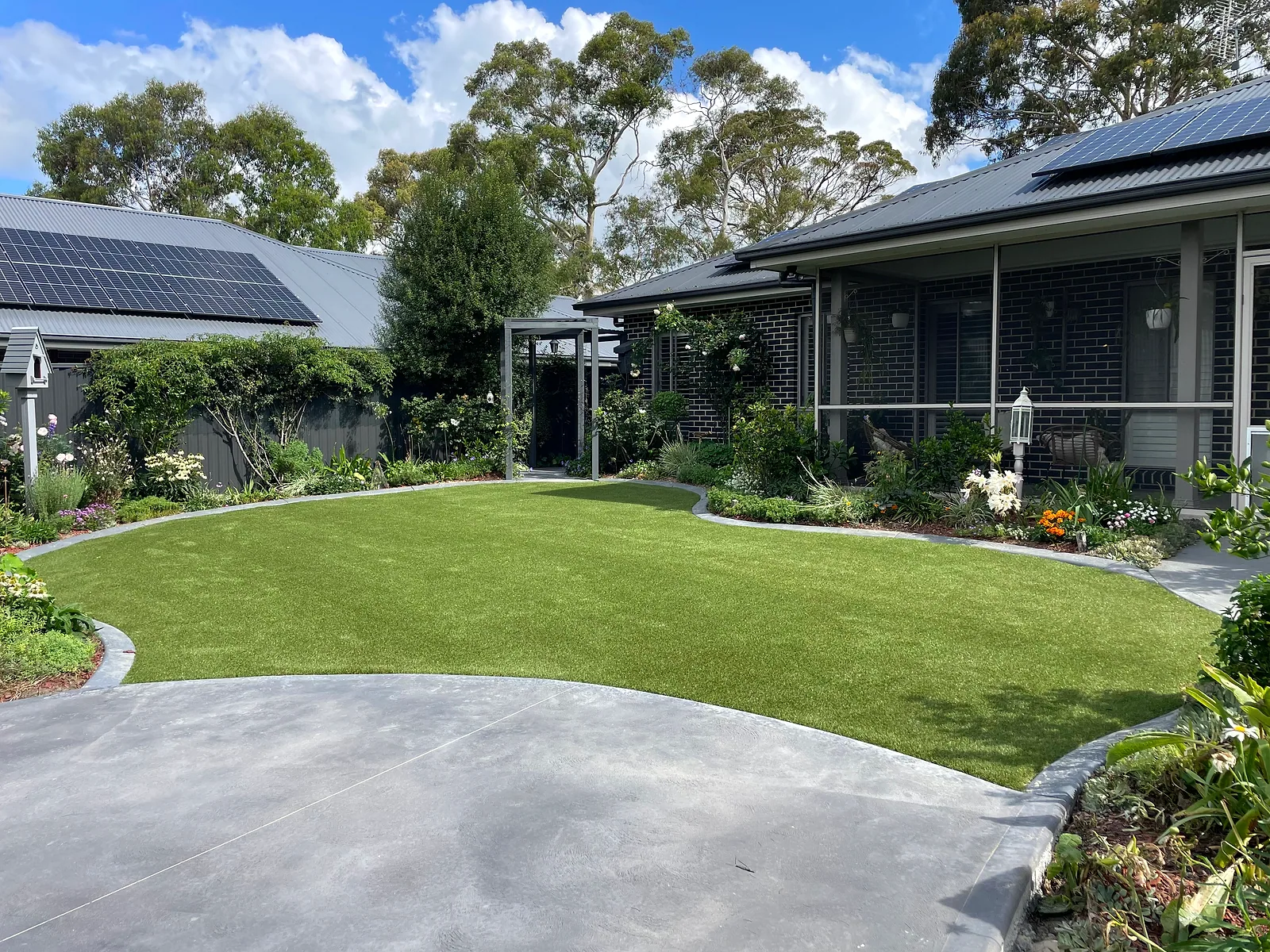 Artificial Lawn inspiration project 23